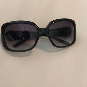 Gucci women’s sunglasses- 100% Authentic